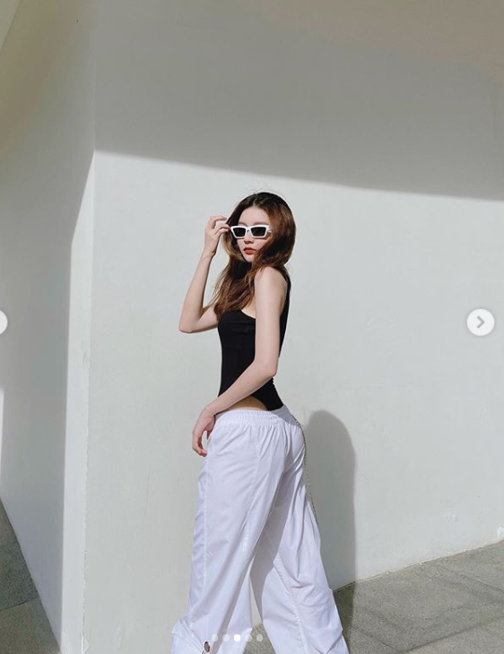 Bỗng chốc đổi phong cách, Bâu không bị chê mà ngược lại cô nàng còn nhận lời khen "hết nấc" đến từ các fan.