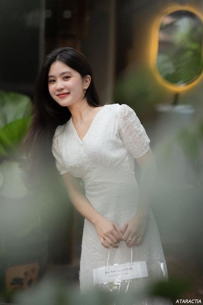 Bích Ngân luôn ý thức được nhiệm vụ quan trọng nhất của sinh viên là học tập. Nữ sinh biết cách sắp xếp, cân bằng thời gian giữa việc học và các sở thích cá nhân.