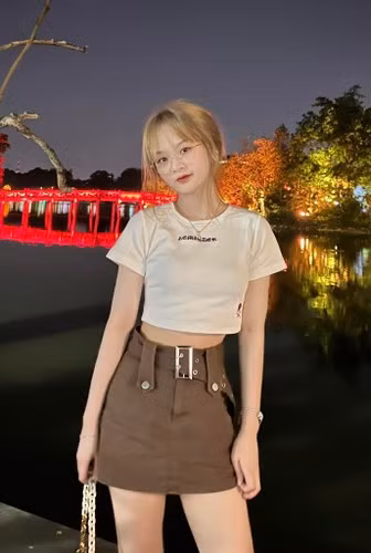 Dù rằng hot girl từng chia sẻ có tới “gần 10 năm kinh nghiệm tiếp xúc với Bida”, sở hữu điều kiện vật chất, tập luyện chất lượng… thế nhưng tới nay cô nàng vẫn chưa thể chinh phục được cộng đồng bằng tài năng thực sự.