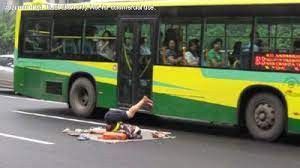 Tôi không có ý kiến gì về việc có người cho rằng mặc đồ tập xuống phố là phản cảm bởi đó là quan điểm của mỗi người. Có người thấy phù hợp, có người không và tôi hoàn toàn tôn trọng Tôi chỉ không đồng ý với cách họ bodyshaming (miệt thị ngoại hình - PV), hay dùng lời lẽ không hay để chỉ trích thôi", người này nói.