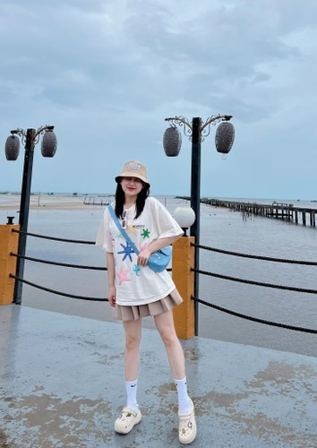 Nhiều khán giả nhận xét, Huyền Trang sở hữu gương mặt khá "trẻ con", dù hiện tại khi đã 30 tuổi và trải qua sinh nở.