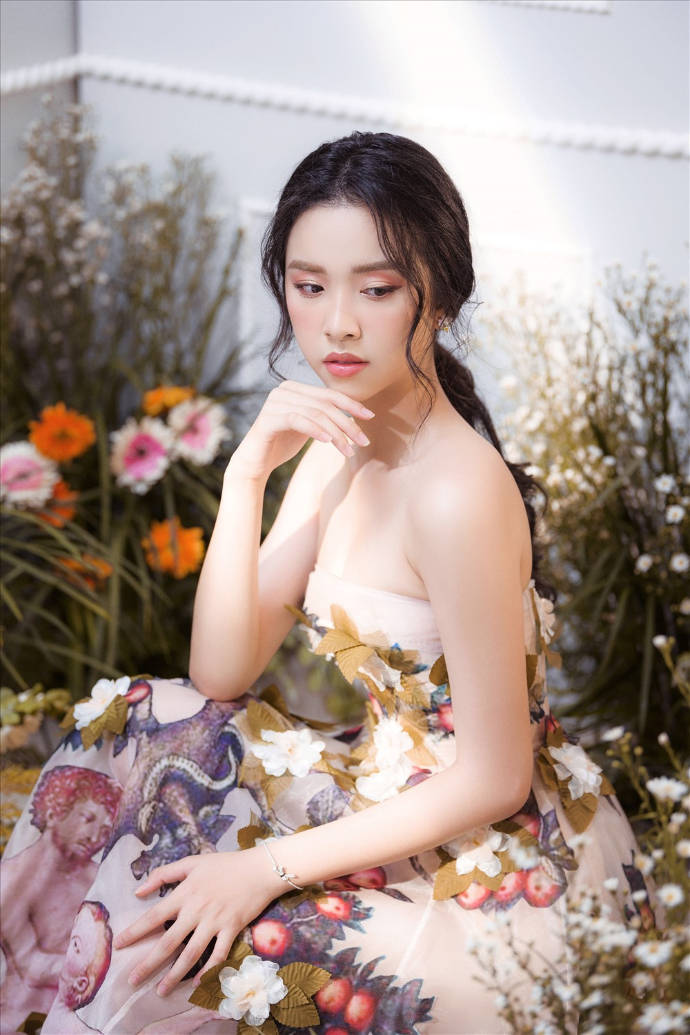 Với vẻ ngoài trong sáng, ngọt ngào, phong thái tự tin của mình, Thúy An đã gây được ấn tượng với tất cả mọi người ngay từ những vòng đầu của cuộc thi Hoa hậu Việt Nam.