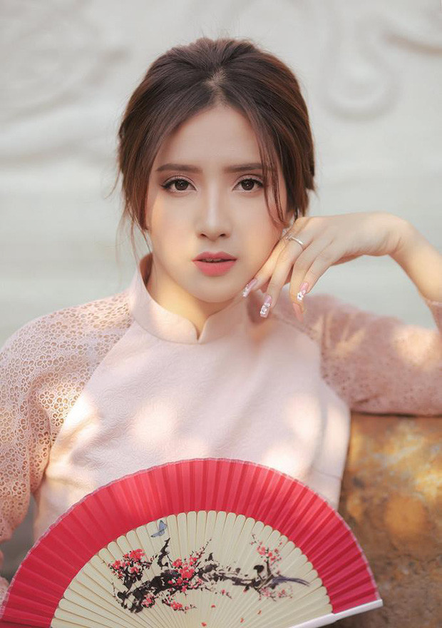 Trần Nguyễn Thiên An là sinh viên khoa Ngôn ngữ Anh tại Viện đào tạo Quốc tế trường Đại học Công Nghệ thành phố Hồ Chí Minh (Hutech).