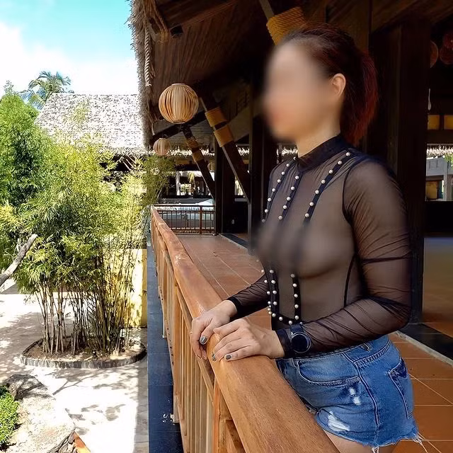 Trước những tranh cãi của cư dân mạng, chị L.B.C không có phản ứng nào. Tuy nhiên mới đây, chị C. bất ngờ có động thái ''phản pháo''.