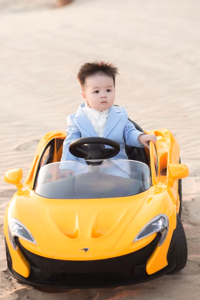 Đầu năm 2021, tiệc thôi nôi của Jayden Nguyễn Phạm được tổ chức hoành tráng ngay tại địa điểm mà vợ chồng Joyce Phạm làm đám cưới.