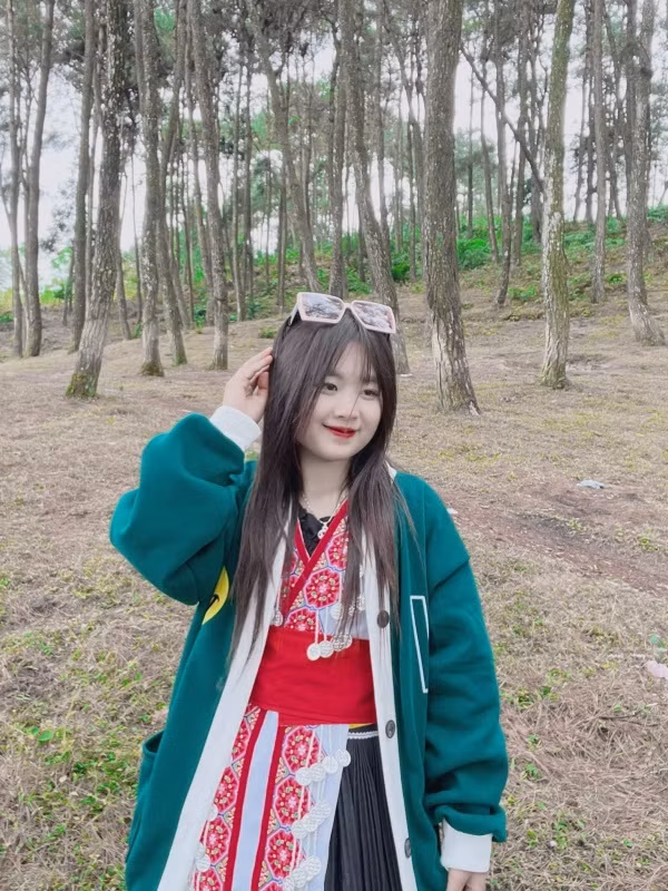 Được biết, tài khoản của Mua Thị Dua liên tục bị khoá, phải thường xuyên lập mới. Hiện tại Phúng Phính đang sử dụng 2 tài khoản TikTok và 2 tài khoản Facebook.