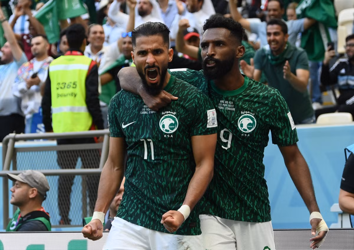 Danh bai Argentina, Saudi Arabia tao nen 