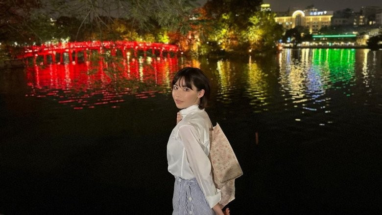 Những ngày gần đây, dân mạng đang xôn xao trước thông tin, nữ thần phim người lớn Nhật Bản là - Eimi Fukada đang có chuyến du lịch tại Việt Nam.