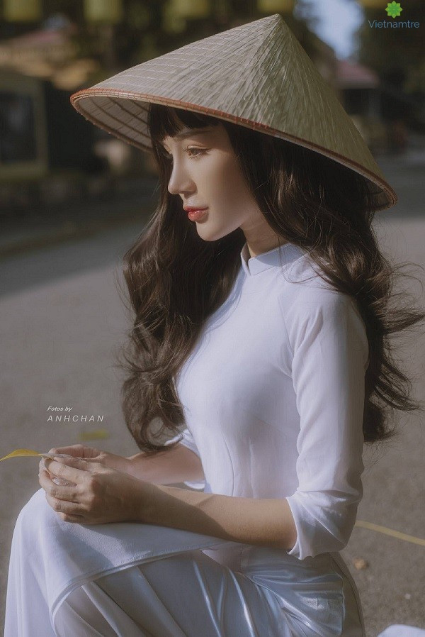 Sau một thời gian làm streamer, Thiên Thy tâm sự: "Khi làm streamer game, mình cảm thấy hơi áp lực về chỉ số, lượng view, lượng fans, cạnh tranh giữa các streamer với nhau để thu hút lượng khán giả. Công việc nào cũng sẽ đào thải các nhân tố không đủ sức cạnh tranh. Cho nên muốn tiếp tục với công việc thì phải cố gắng rất nhiều, chưa kể streamer là công việc phát triển về số lượng khá nhanh".