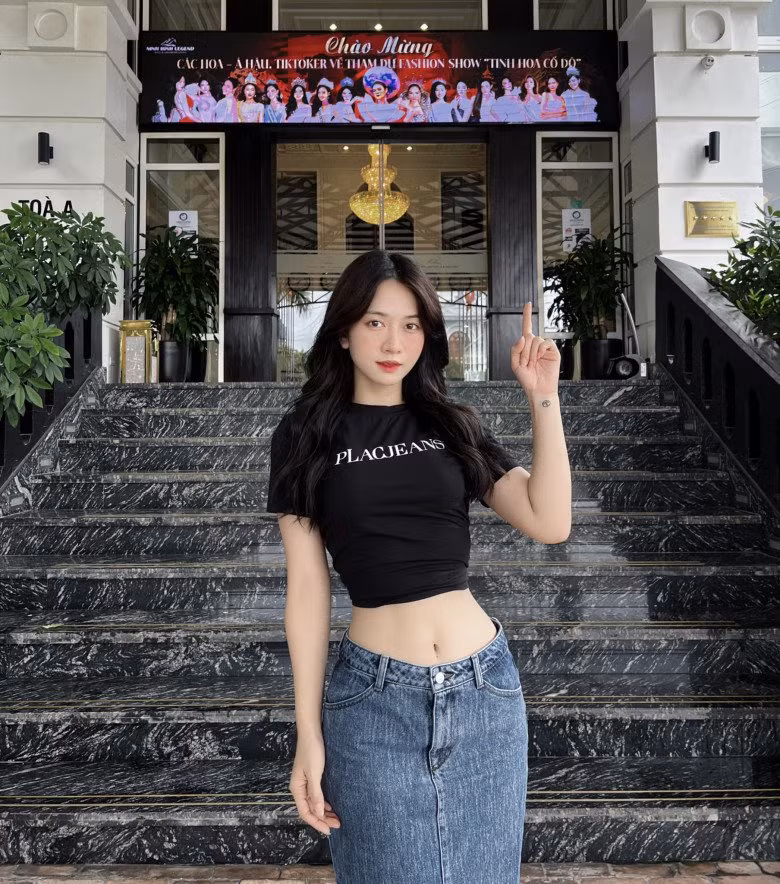 Nhìn hình ảnh của Lê Bống hiện tại, có lẽ nhiều người khó hình dung được trước đây cô nàng từng không tự tin vì thừa cân.