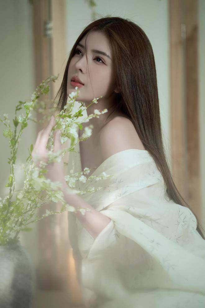 Suốt thời thơ ấu, Lilly Luta quen thuộc với những lời nhận xét như: “Người một đằng, tên một nẻo”, “mặt xinh xắn mà tên quê mùa”…