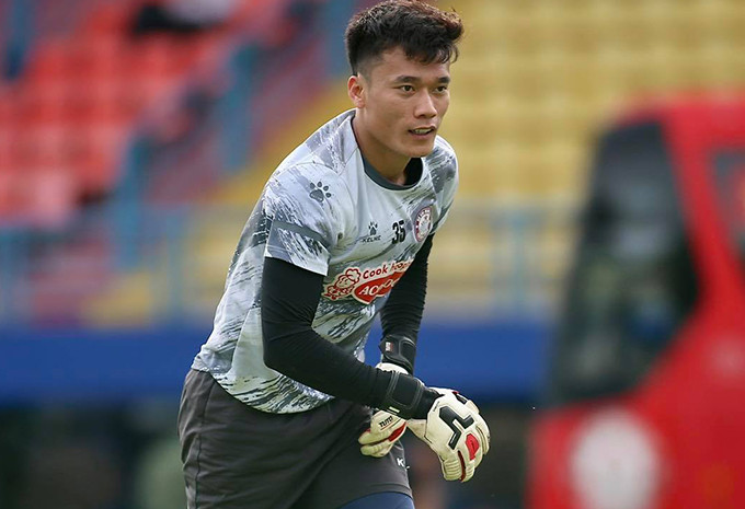 Tưởng rằng về CLB TP.HCM, sự nghiệp của Bùi Tiến Dũng sẽ được cứu vãn nhưng những chấn thương và câu chuyện ngoài lề khiến anh chàng nhận về vô vàn chỉ trích.