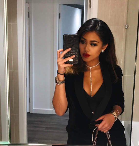 Tiên Nguyễn sở hữu nhan sắc không thua kém gì hotgirl với phong cách ăn mặc vô cùng sành điệu và sexy. Dù không nổi bật về chiều cao nhưng cô lại có số đo 3 vòng hoàn hảo đáng ngưỡng mộ.