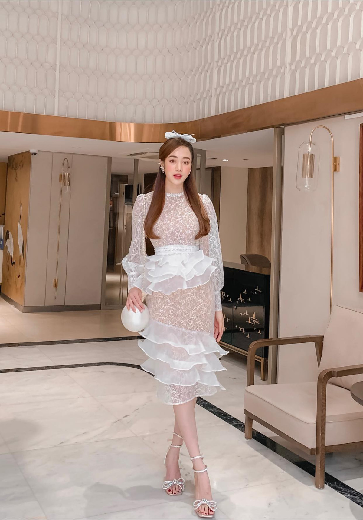 Không chỉ sở hữu nhan sắc ngọt ngào, cuốn hút mà thân hình nóng bỏng, quyến rũ của Hằng Habi mới là "vũ khí" khiến bao trái tim muốn "yêu ngay từ cái nhìn đầu tiên".