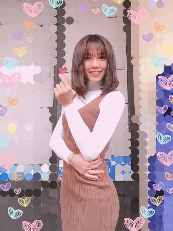 Trong buổi tập cùng đội tuyển nữ Việt Nam, Thanh Huyền đã gây chú ý với ngoại hình vô cùng xinh đẹp.