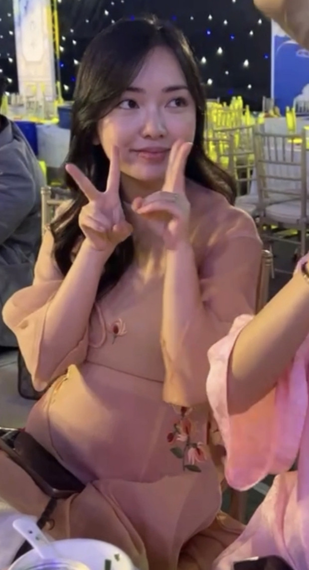 Tiền đạo Đức Chinh rất lâu mới ghi bàn cho Bình Định. Niềm vui như gấp đôi khi được thông báo tin vui của vợ