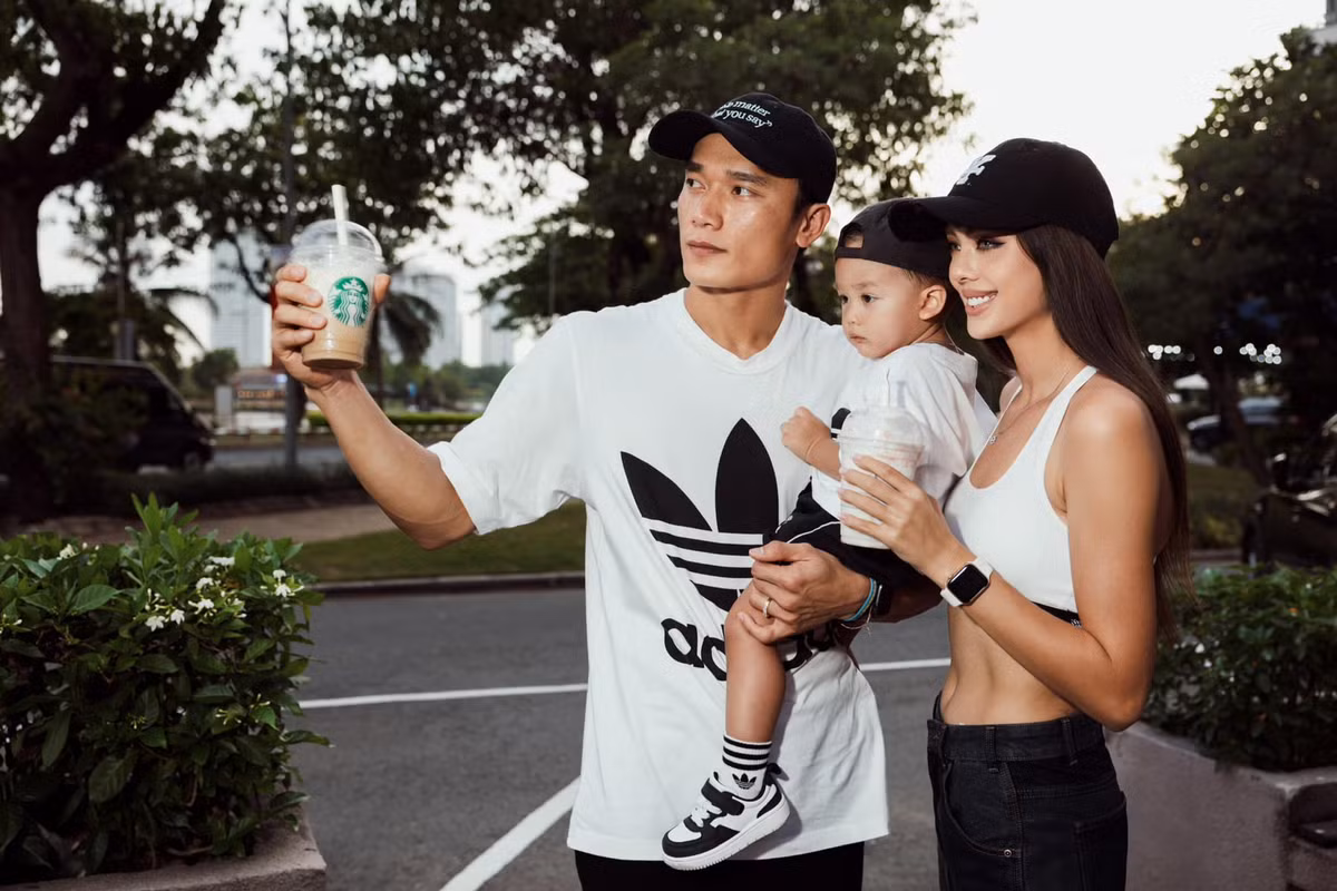 Cùng năm, vợ chồng Tiến Dũng đón con trai chào đời đặt tên là Tiến Đan (biệt danh Danil).