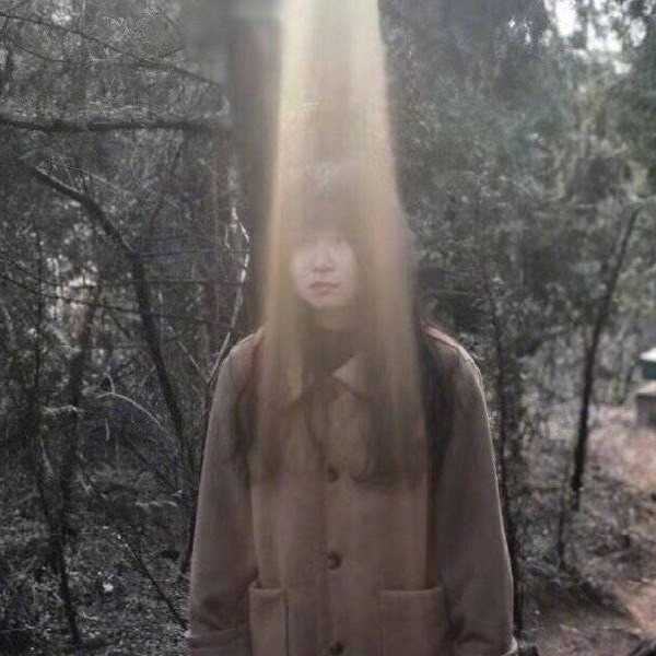 Loạt ảnh được các cô gái đăng tải trên mạng xã hội mới đây để “bóc phốt” người yêu mình vì chụp ảnh quá kém thực sự khiến mọi người “khóc thét” và cảm thấy đồng cảm với tâm trạng của các bạn nữ.