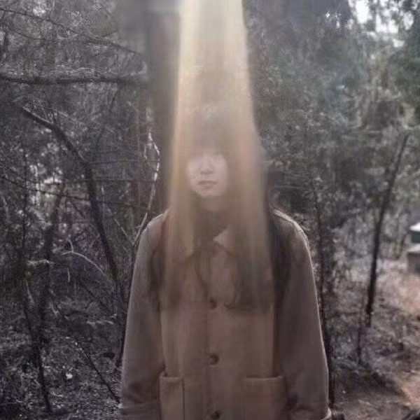 Loạt ảnh được các cô gái đăng tải trên mạng xã hội mới đây để “bóc phốt” người yêu mình vì chụp ảnh quá kém thực sự khiến mọi người “khóc thét” và cảm thấy đồng cảm với tâm trạng của các bạn nữ.