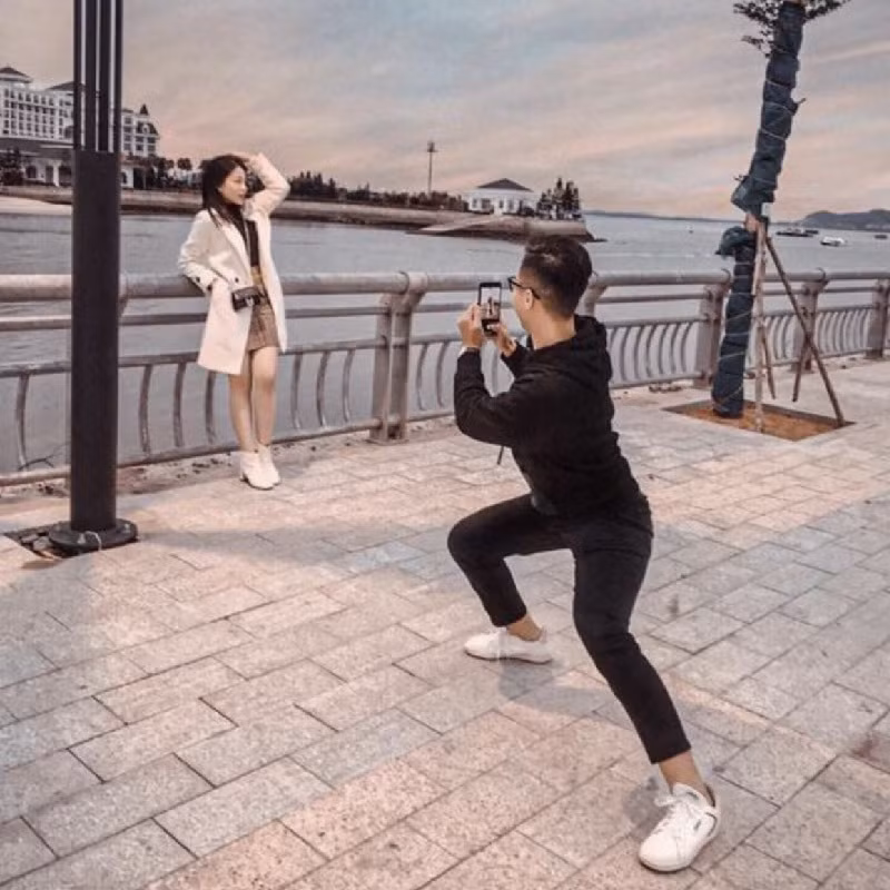 Nhiều chàng trai có năng khiếu nghệ thuật, biết căn góc độ, chỉnh ánh sáng, biết bạn gái quay về bên nào là xinh đẹp nhất để cho ra những tác phẩm tuyệt vời, đôi bên đều vui vẻ hài hoà, tình cảm bền vững.