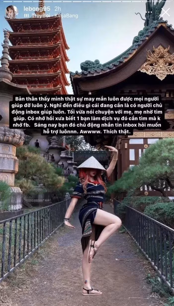 Sau đó, để chuộc lại những gì mình đã khiến netizen bàn tán, Lê Bống đã phải xóa những hình ảnh hở bạo khi tới ngôi chùa trên và có lời xin lỗi tới toàn bộ fan của mình.