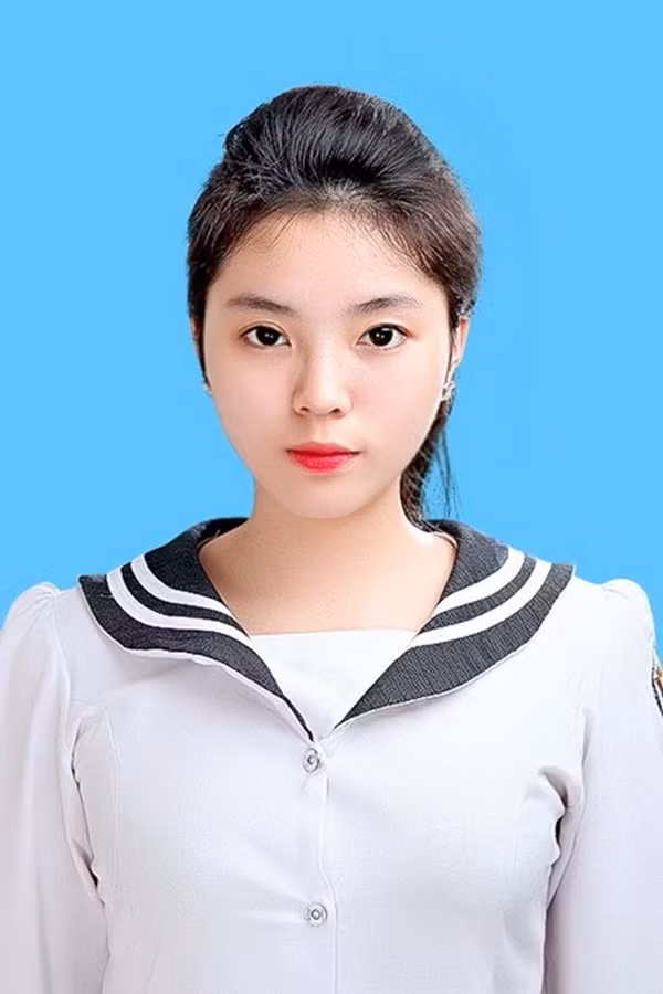 Kỳ Duyên hồi còn đi học sở hữu nét đẹp tự nhiên, khác khá xa so với hiện tại.