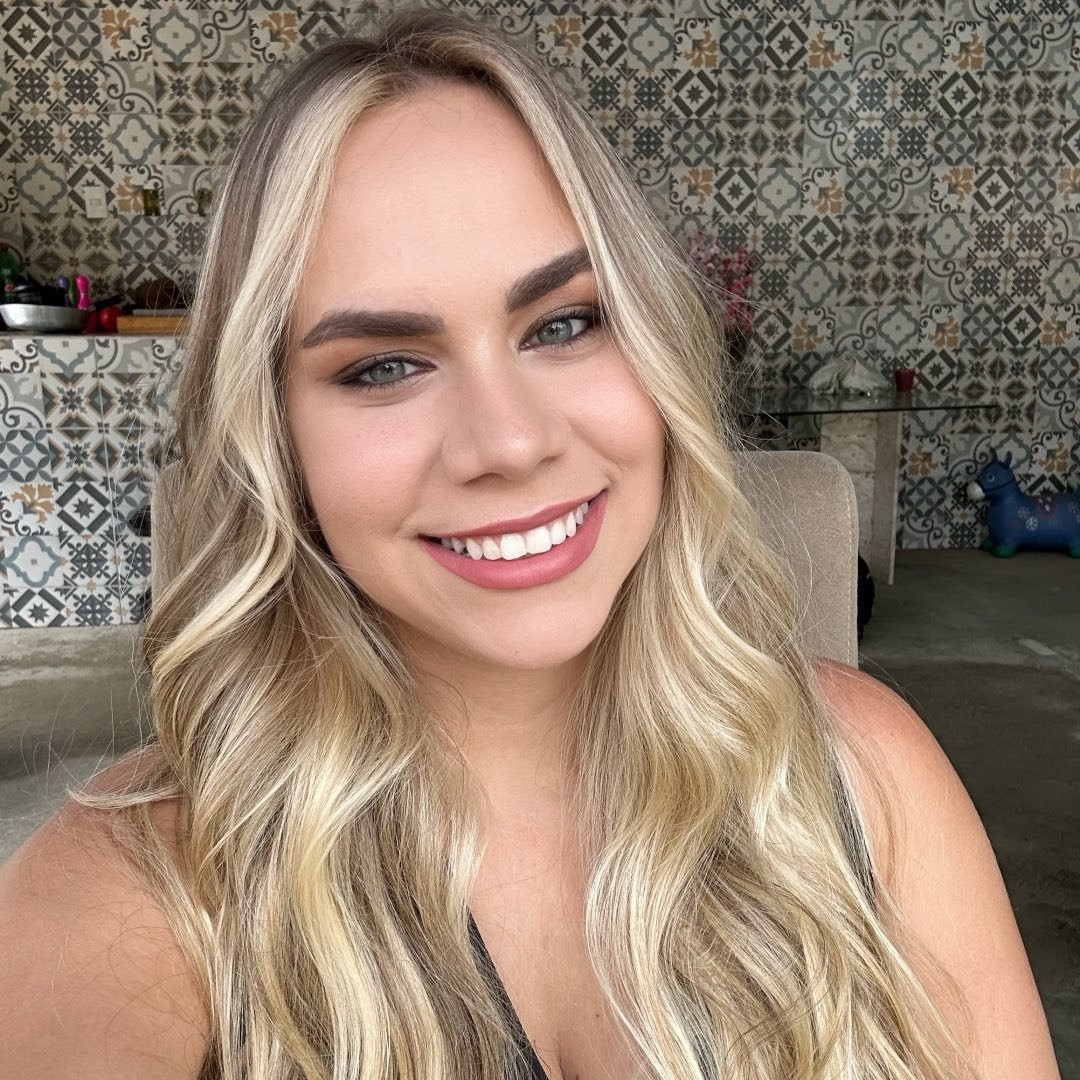 Vợ của cầu thủ Xuân Son cảm thấy hài lòng với cuộc sống ở Việt Nam