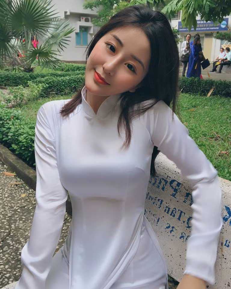 Nổi tiếng với vẻ ngoài xinh đẹp, kỳ học quân sự của Võ Ngọc Trân sắp tới hứa hẹn sẽ có thêm nhiều khoảnh khắc đáng nhớ.