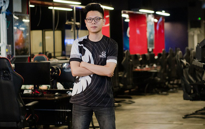 Trước khi trở thành streamer, Bomman là một cựu sinh viên của Đại học Bách Khoa, khoa Công nghệ thông tin.