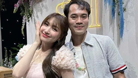 Gần đây nhất, Văn Toàn và Hòa Minzy đều xuất hiện trong đám cưới Quang Hải.