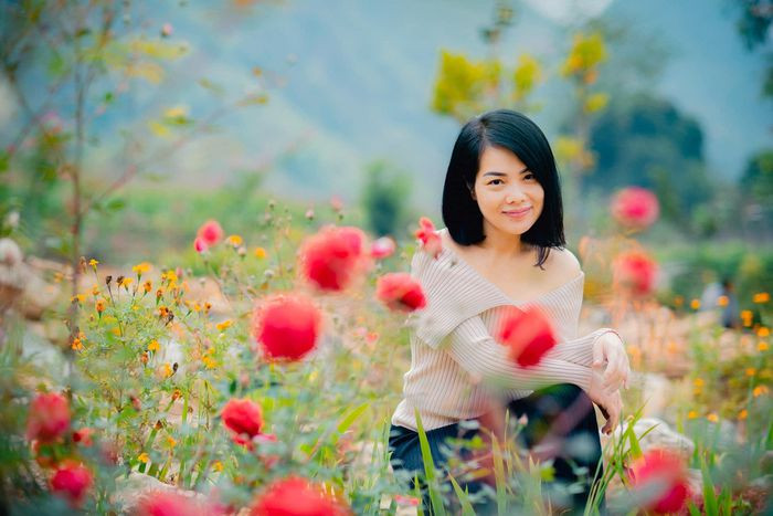 Bạch Dương là nữ MC VTV cùng thời Anh Tuấn, Diễm Quỳnh, Hoa Thanh Tùng, Tùng Chi... Tên tuổi của cô nàng gắn liền với nhiều chương trình như Vườn Cổ tích hay Hành trình văn hóa.