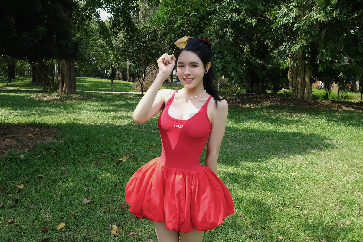 Đáng chú ý, hot girl Bích Hạnh cò tiết lộ chuyện khi có người yêu, cô cũng không dám để bạn trai nhìn thấu con người mình.