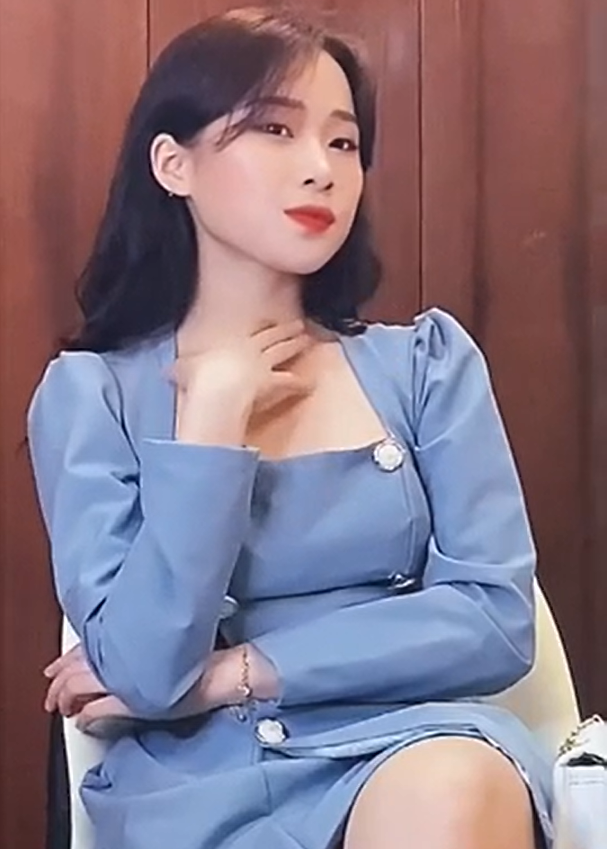 Được biết Mai Anh hiện đang học ngành Kinh tế tài chính ở ĐH RMIT cơ sở Hà Nội. Ở trường, cô bạn cũng tích cực tham gia các hoạt động trong CLB sự kiện và CLB bóng rổ.