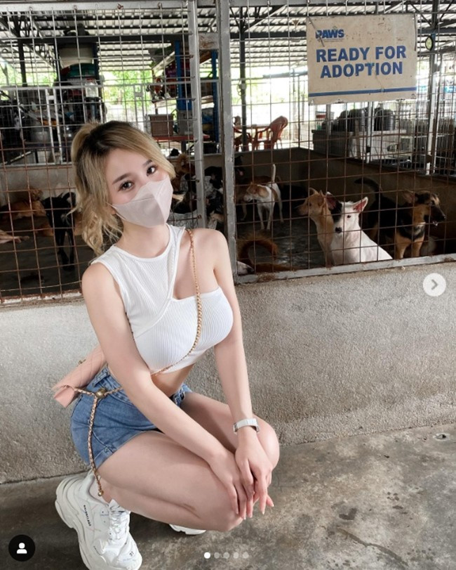 Do đặc thù công việc, Valent Woo ít có thời gian tới phòng gym. Thay vì tập gym, nữ DJ người Malaysia giữ dáng bằng nhảy sexy dance.