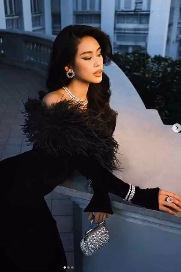 Nhờ việc ăn uống tập luyện khoa học nên Tiên Nguyễn mới sở hữu được vóc dáng cân đối và căng tràn sức sống.