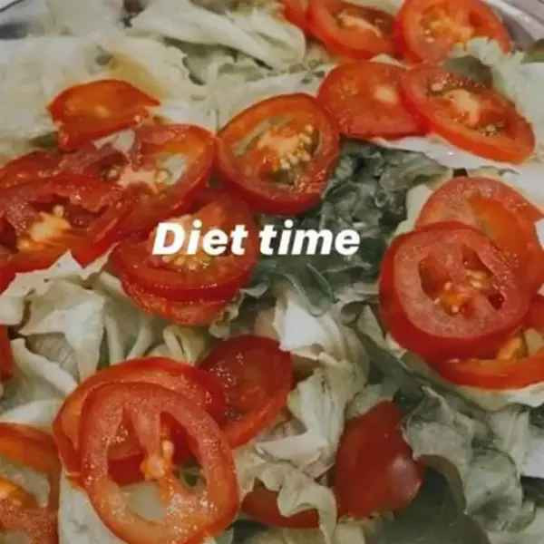 Ngoài việc tập tành, Tiên Nguyễn còn chú trọng đến chế độ ăn uống. Tiên Nguyễn thường xuyên chia sẻ chế độ ăn kiêng với thực đơn nhiều rau củ quả để duy trì vẻ đẹp hình thể, tăng cường sức khỏe cũng như dưỡng da.