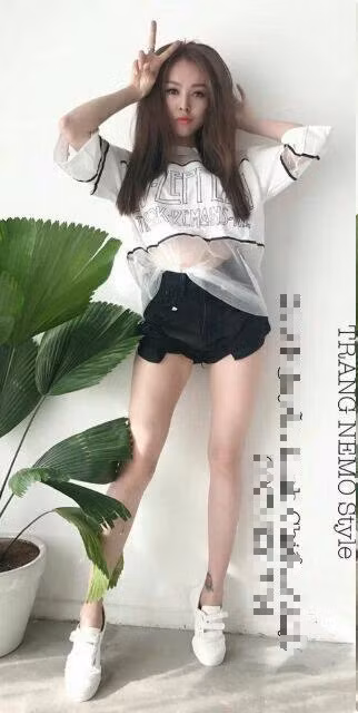 Tuy nhiên, bên cạnh sự ngưỡng mộ về nhan sắc hay tài kinh doanh, Trang Nemo cũng được nhiều người biết đến bởi hàng loạt thị phi trên mạng xã hội.