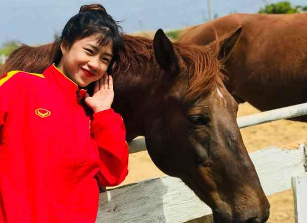 13 tuổi, Thanh Nhã đã được giới thiệu lên trung tâm huấn luyện ở Hà Đông (Hà Nội). Thấy con còn bé bỏng đã phải xa nhà, ông Kim Sáng - bố ruột Thanh Nhã - rất xót xa nhưng vẫn ủng hộ đam mê của con.