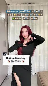 Mới đây nhất, "Em xinh" cũng xuất hiện trên chương trình Chị Đẹp Đạp Gió Rẽ Sóng.