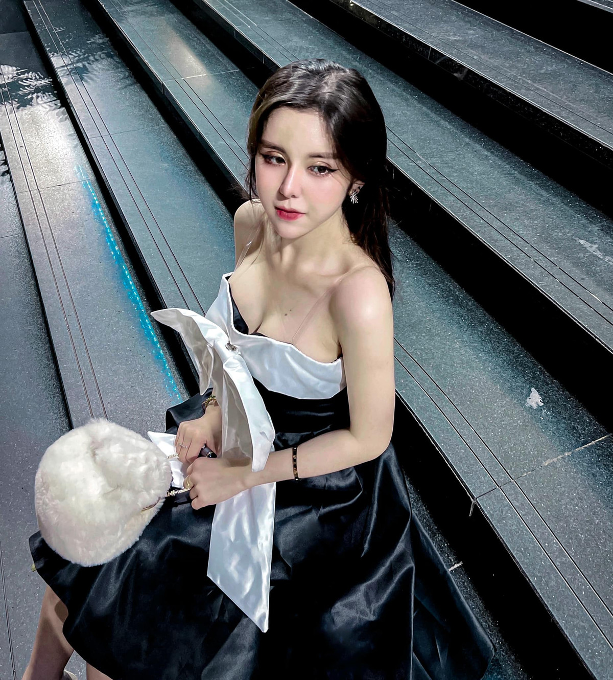 Để có được nhan sắc "gái một con trong mòn con mắt", Linh My đã phải tập luyện kết hợp ăn uống hợp lý.