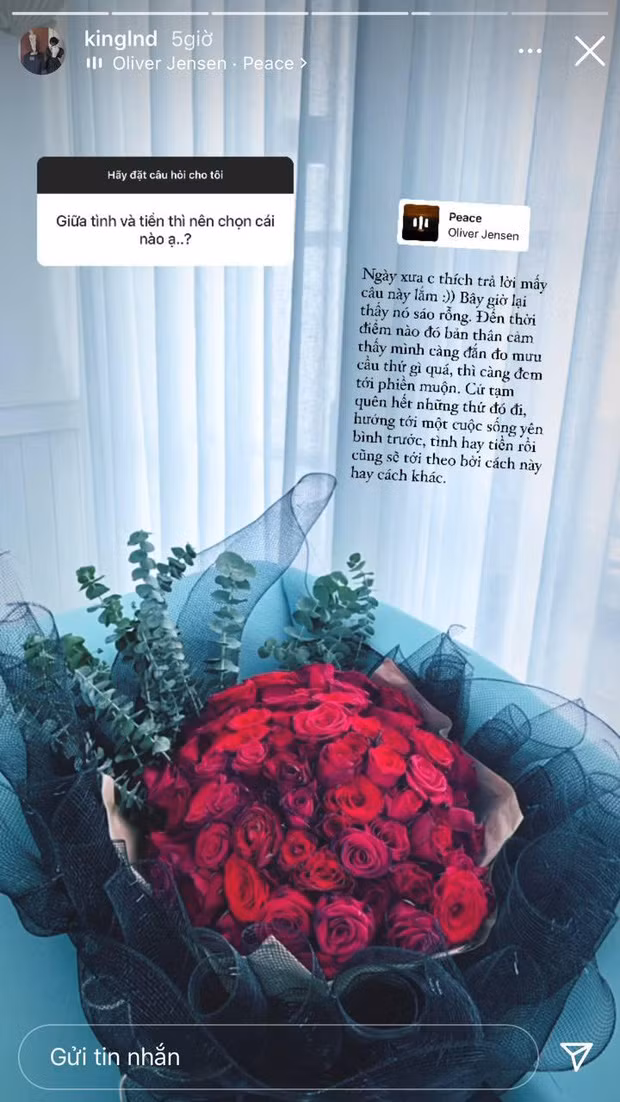 Cụ thể, khi một netizen hỏi về lựa chọn giữa tình và tiền, Linh Ngọc Đàm đã đưa ra câu trả lời khá chín chắn.