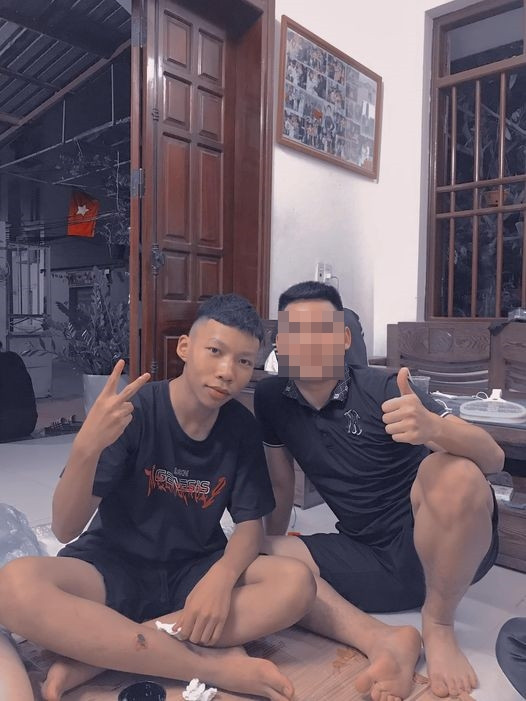 Thậm chí có người còn cho rằng nếu không được định hướng cụ thể, Dũng Pogba sẽ chẳng mấy chốc nối gót Khá Bảnh tham gia vào “đội hình Juventus”.