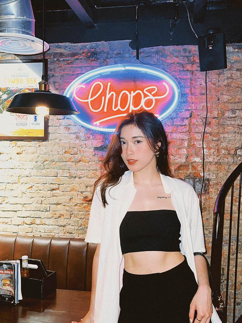 Thu Huyền cũng thừa nhận cô không còn đam mê với bóng chuyền, dù có gần 10 năm theo tập và có nhiều thành tích ở môn thể thao này.