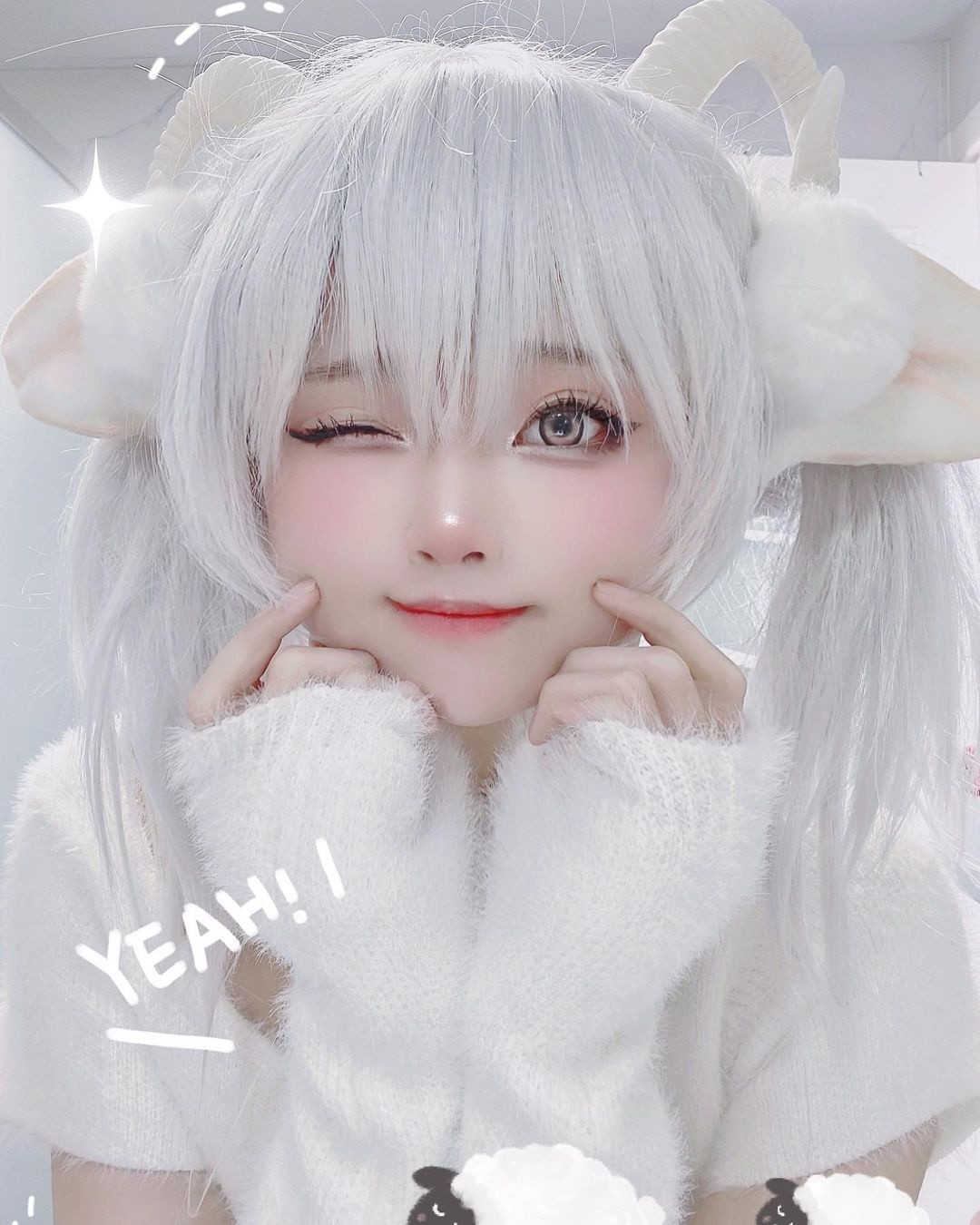 Theo tìm hiểu, chồng của Tiểu Nhu là Tiểu Bạch - một hot cosplayer khác cũng rất nổi tiếng tại Trung Quốc.