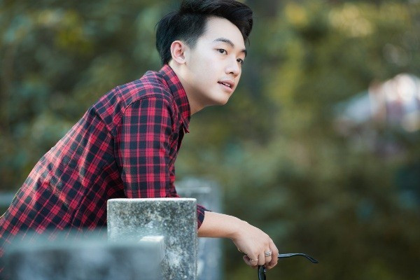 Gần đây, Phở Đặc Biệt không còn tích cực xuất hiện trên mạng xã hội như thời đỉnh cao. Anh quyết định chuyển hướng từ nhà sáng tạo nội dung sang doanh nhân. Nam vlogger hiện là giám đốc điều hành cho một công ty giải trí, đồng thời kinh doanh một số lĩnh vực như thời trang, tụ điểm dành cho giới trẻ và phòng tập gym.