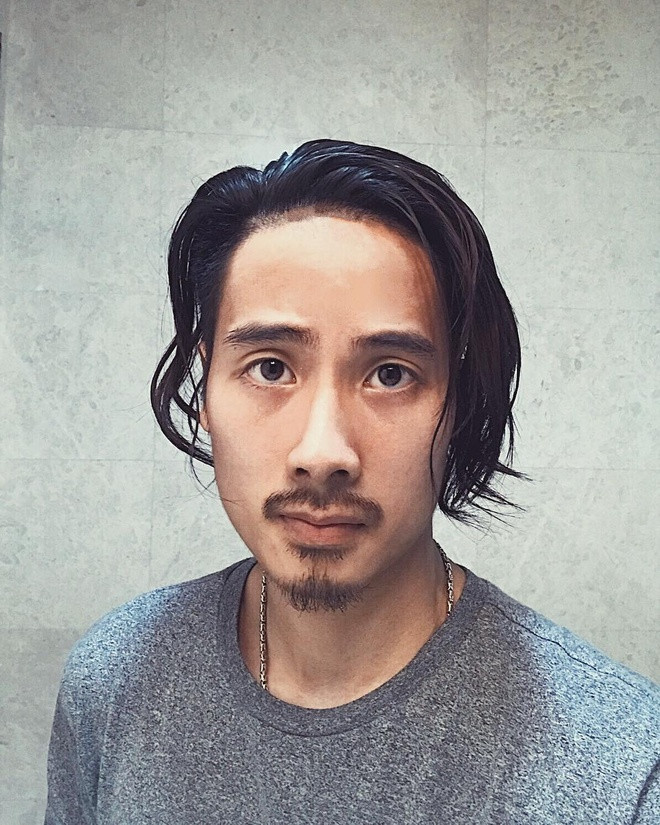 JVevermind quyết định "ở ẩn" khi đang đỉnh cao sự nghiệp và để kênh YouTube với hơn 2 triệu lượt theo dõi "bám bụi". Mới đây, anh chính thức quay trở lại "đường đua" sáng tạo nội dung bằng một video thú vị.