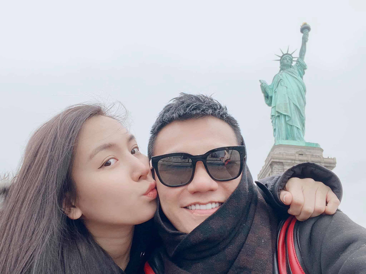 Mua dich o nha, Khac Viet lam o-sin bat dac di cham vo mang bau