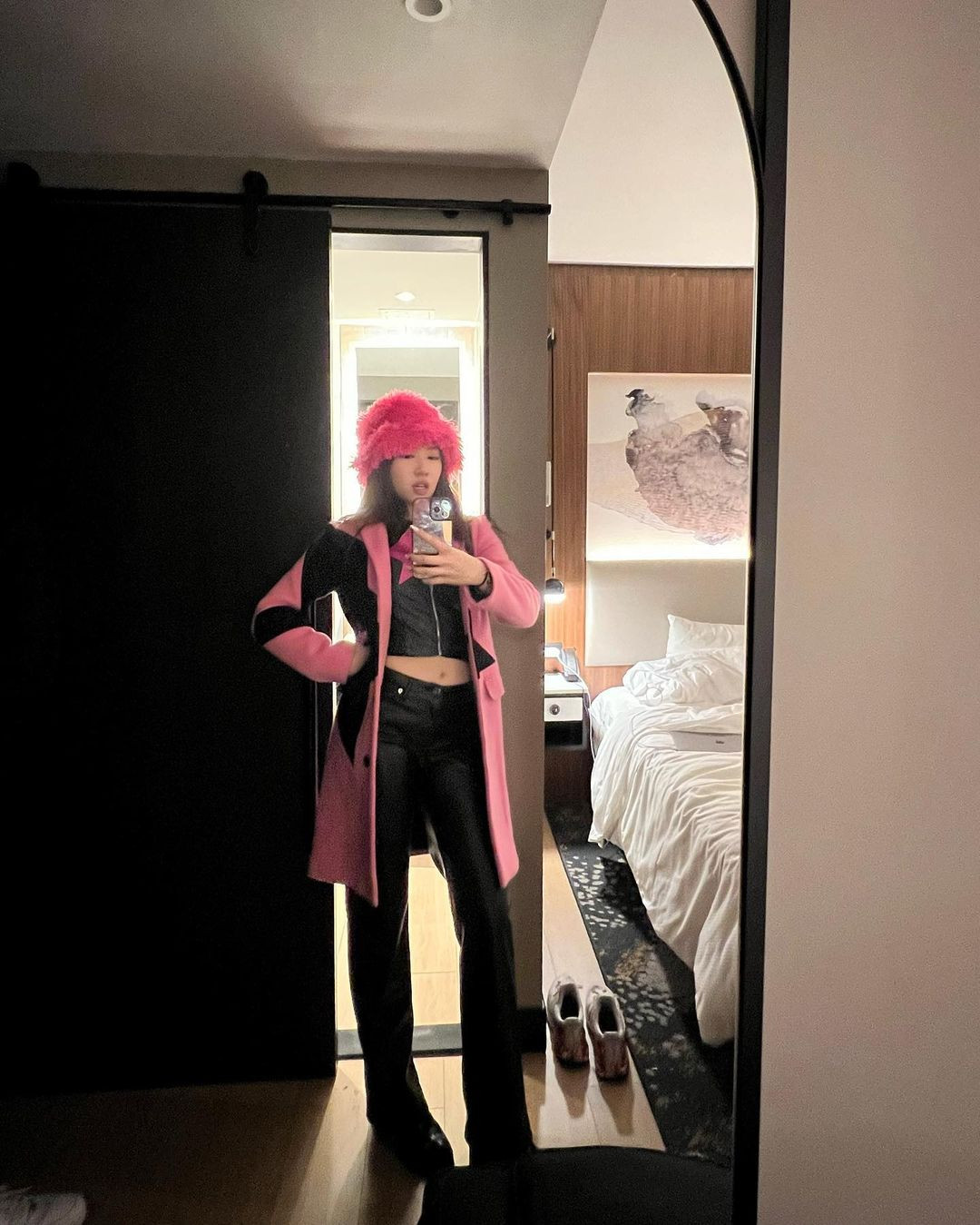 Ngoài ra khi có thời gian rảnh Chân Tế Như cũng đi bơi, lướt sóng.