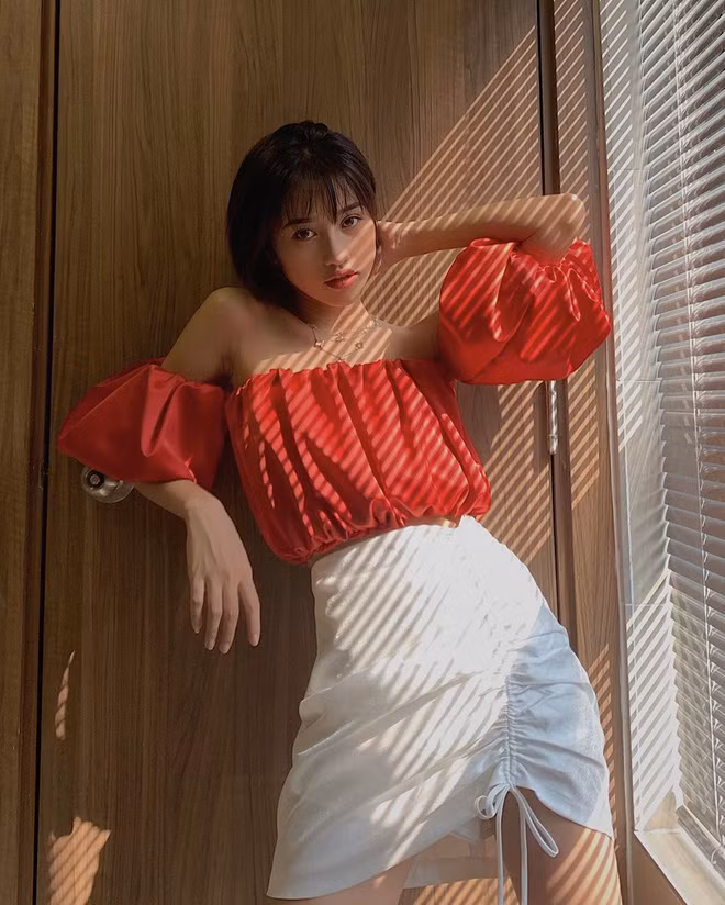 Còn muốn phong cách gái xinh ngọt ngào thì xin mời bước sang phòng ngủ của Trịnh Thảo.