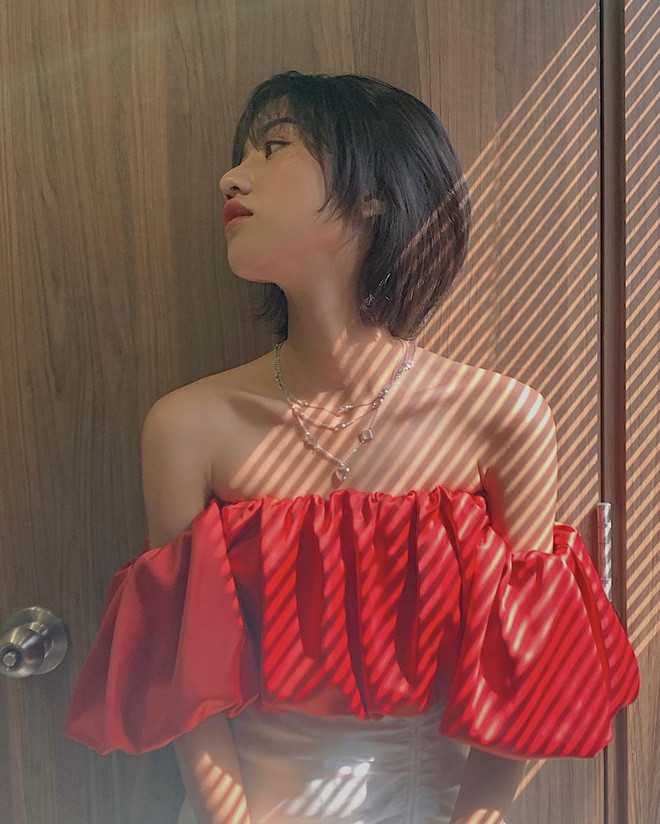 Nhiều người xem ảnh của Trịnh Thảo, đều đặt câu hỏi không biết cô nàng này chọn view chụp ảnh ở đâu trong nhà.